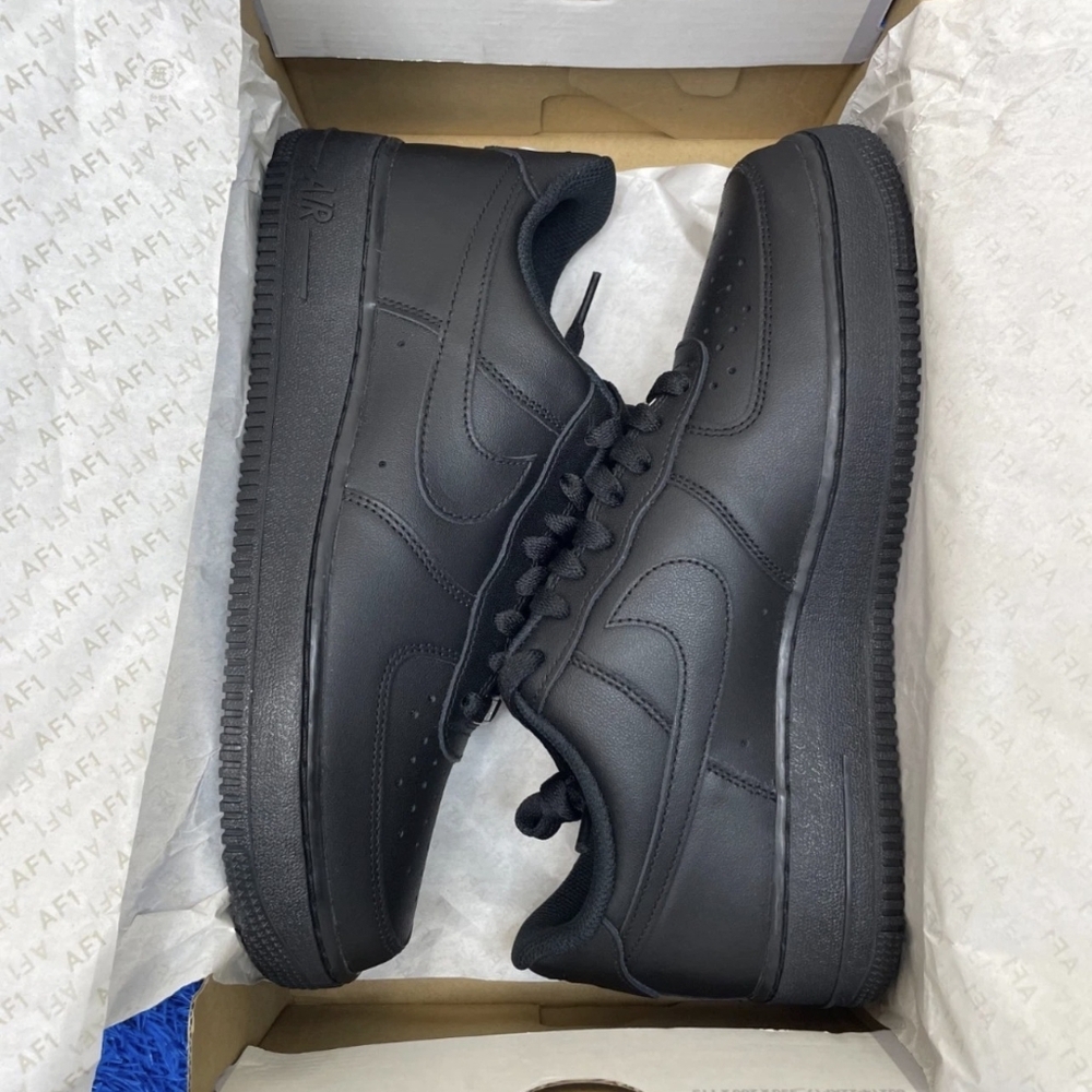 Women's Nike Air Force One '07 Low AF1 Triple Black New With Original Box